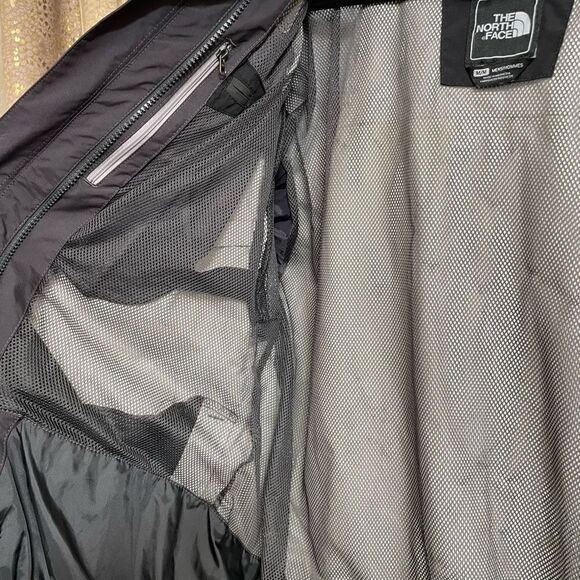 The North Face Mens Black Gray HyVent Winter Snow Rain Hooded Jacket Medium - Picture 10 of 13